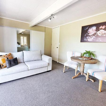 Cozy 1Br Stay In Taupo Central Luaran gambar